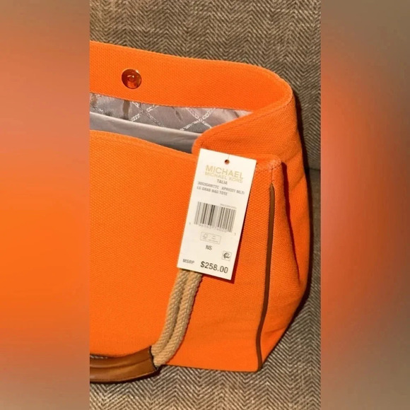 đź’ĄBLK FRI SALE NWT $258 Michael Kors Talia Apricot LG Grab Canvas Tote Purse Bag - Picture 5 of 11